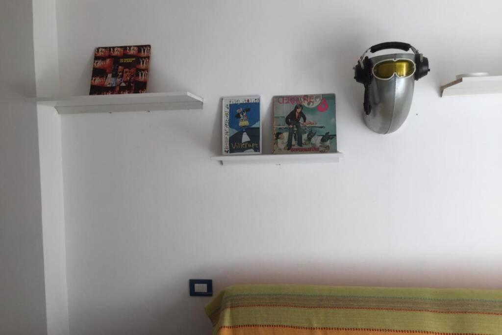 Grand F2 60Mq Centre Antibes, Proche Plages, Commerces, 2 Balcons, Parking, Train, Bus, Deco Vintage, Pet Friendly, Ideal Famille Ou 1-2 Couples Exteriör bild