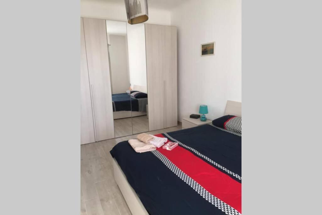 Grand F2 60Mq Centre Antibes, Proche Plages, Commerces, 2 Balcons, Parking, Train, Bus, Deco Vintage, Pet Friendly, Ideal Famille Ou 1-2 Couples Exteriör bild