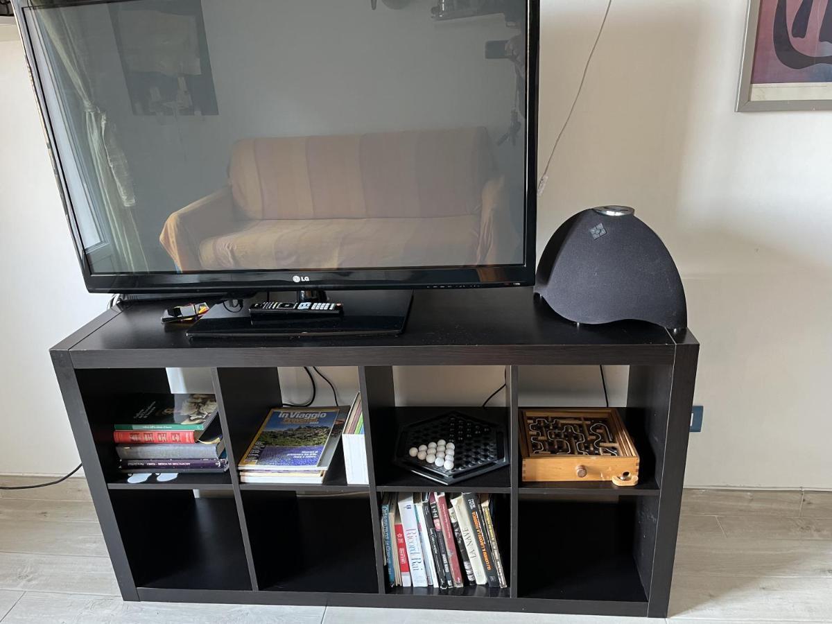 Grand F2 60Mq Centre Antibes, Proche Plages, Commerces, 2 Balcons, Parking, Train, Bus, Deco Vintage, Pet Friendly, Ideal Famille Ou 1-2 Couples Exteriör bild