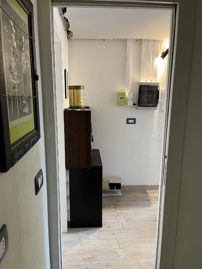 Grand F2 60Mq Centre Antibes, Proche Plages, Commerces, 2 Balcons, Parking, Train, Bus, Deco Vintage, Pet Friendly, Ideal Famille Ou 1-2 Couples Exteriör bild